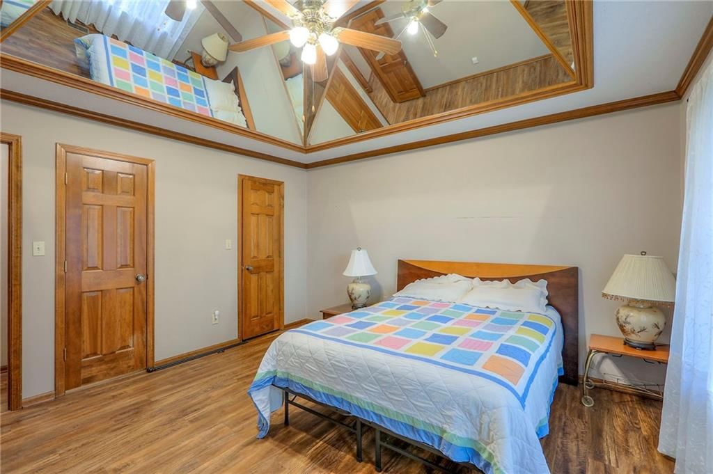 305 E Partridge Avenue — photo 21