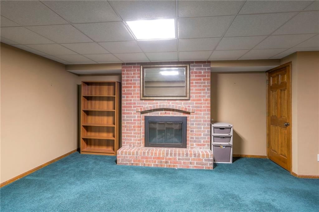 305 E Partridge Avenue — photo 42