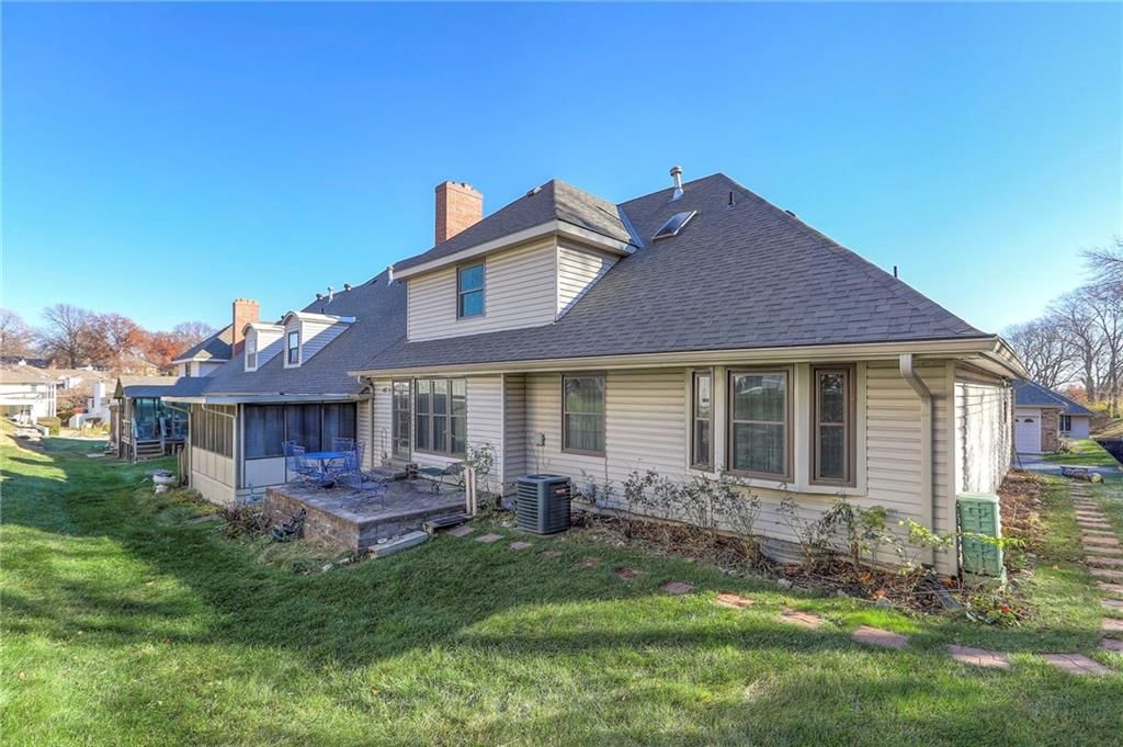 305 E Partridge Avenue — photo 49