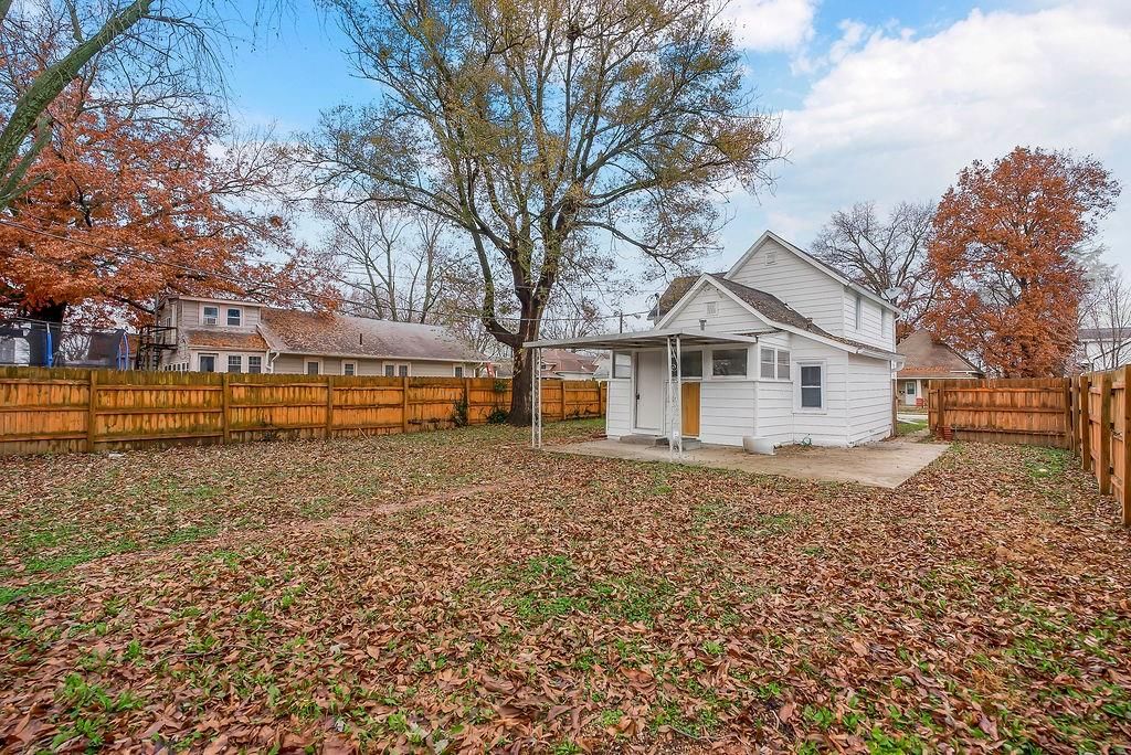 217 Brown Avenue — photo 16