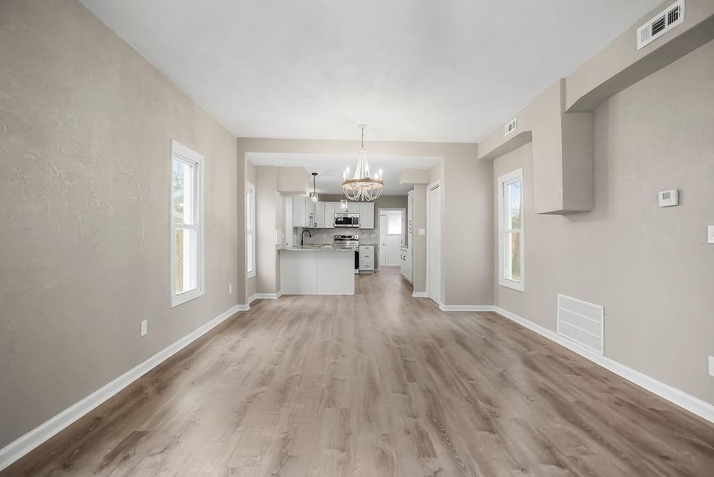 217 Brown Avenue — photo 21