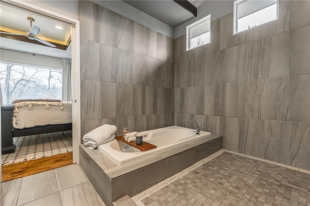 4602 NW 71st Street — photo 13