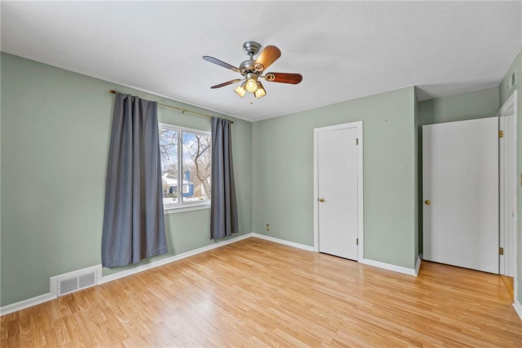 11 E Navajo Lane — photo 17