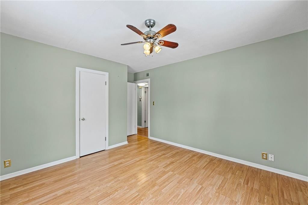 11 E Navajo Lane — photo 18