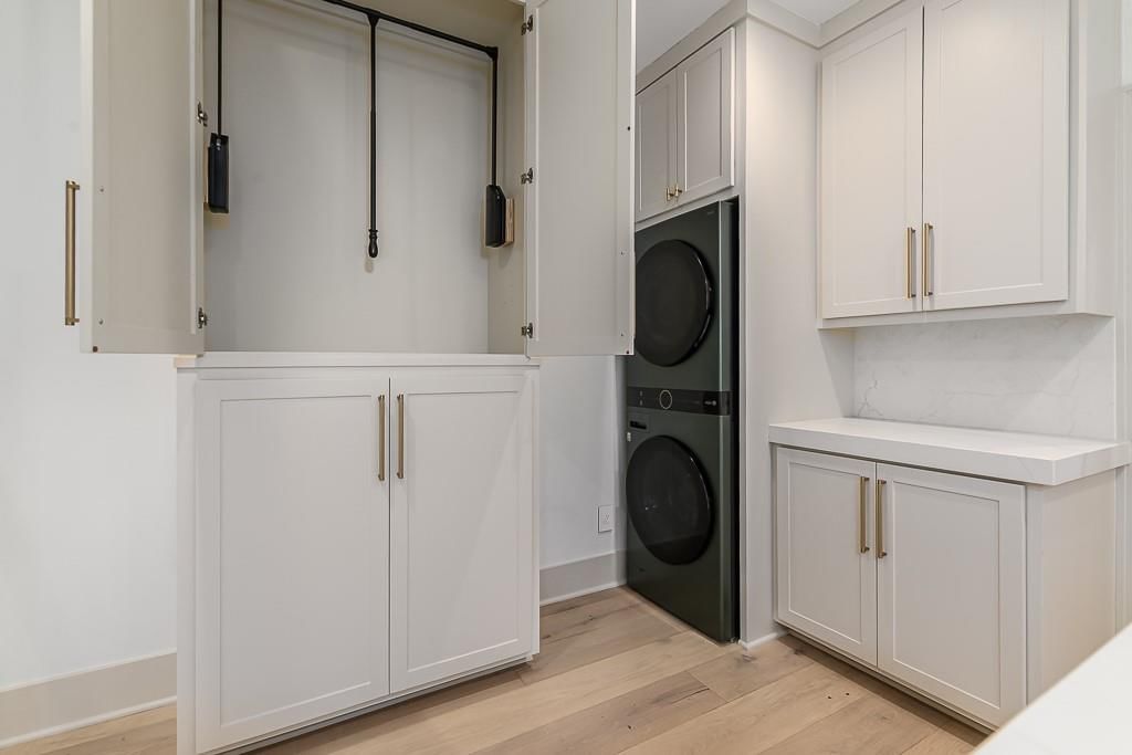23054 Mclouth Road — photo 30