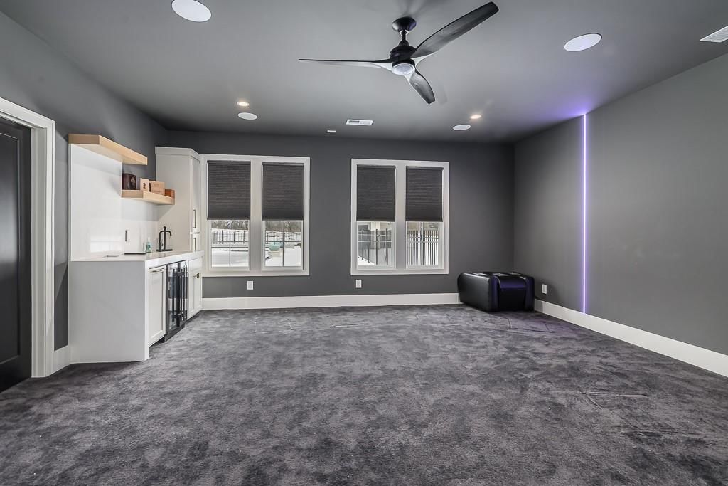 23054 Mclouth Road — photo 32