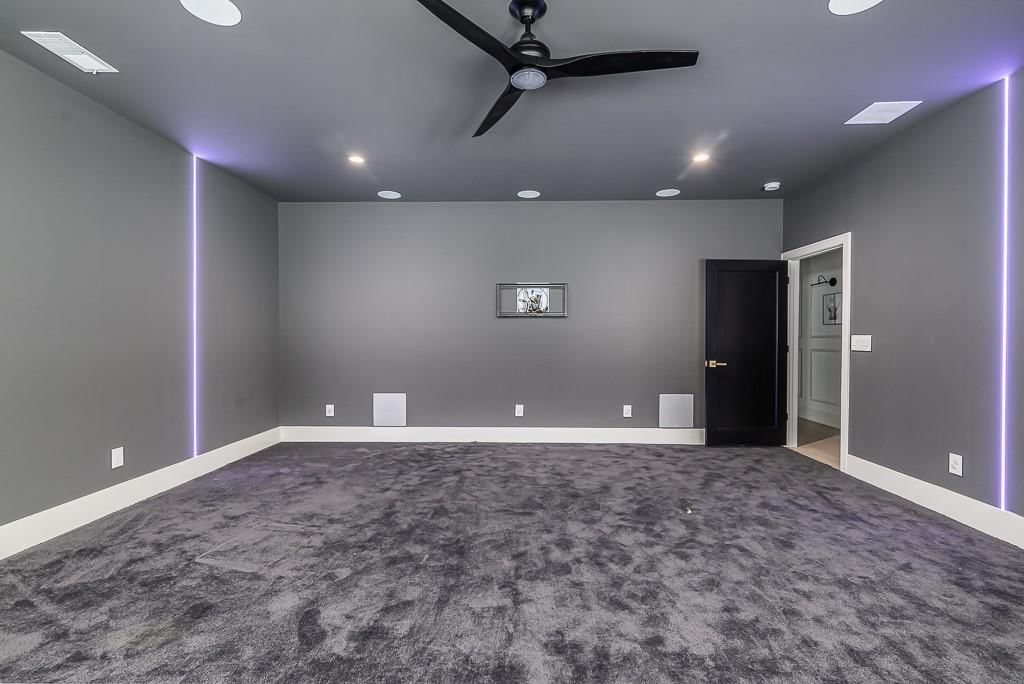 23054 Mclouth Road — photo 33