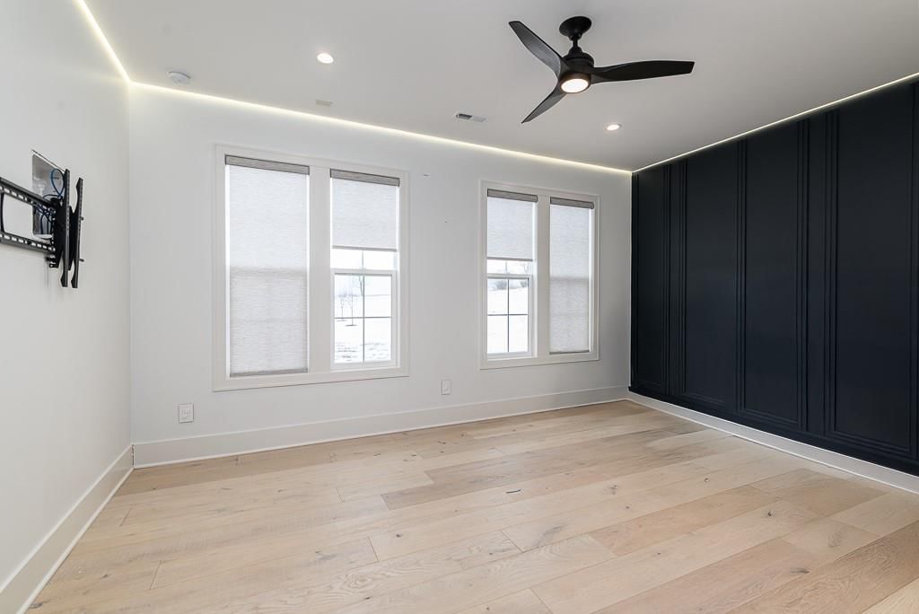 23054 Mclouth Road — photo 37