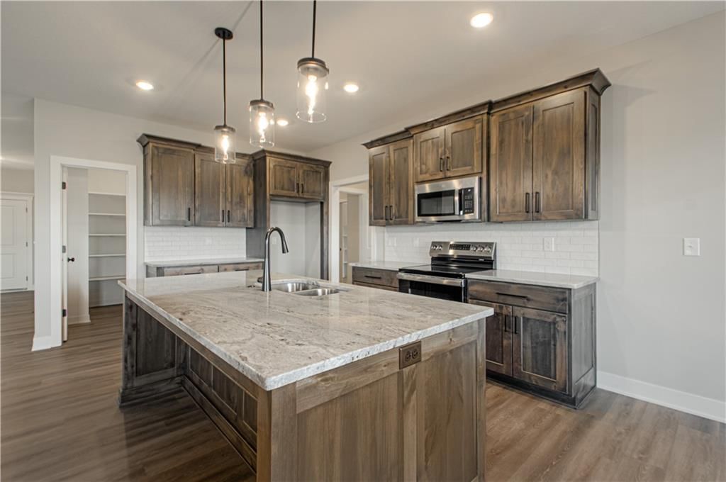 1317 N Holland Court — photo 9