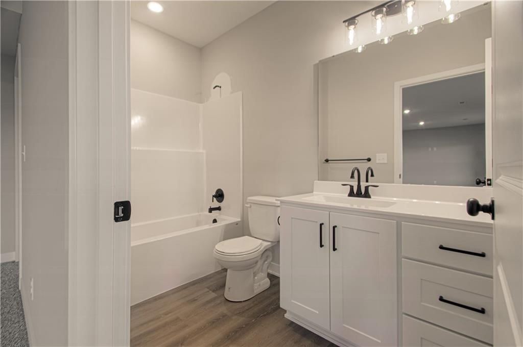 1317 N Holland Court — photo 30