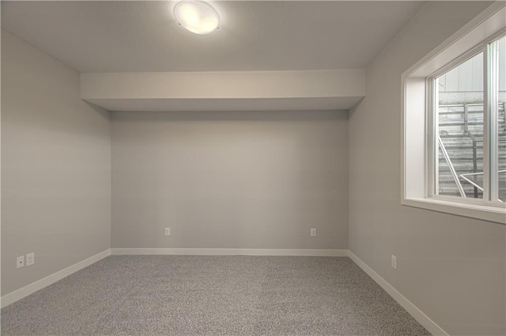 1317 N Holland Court — photo 31