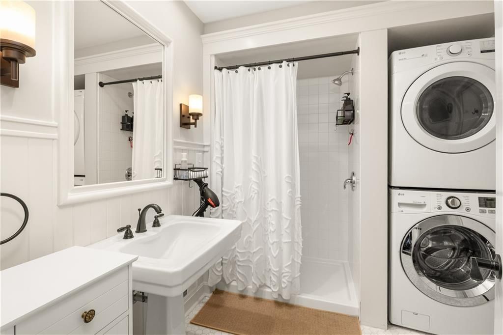 801 E Red Road — photo 30