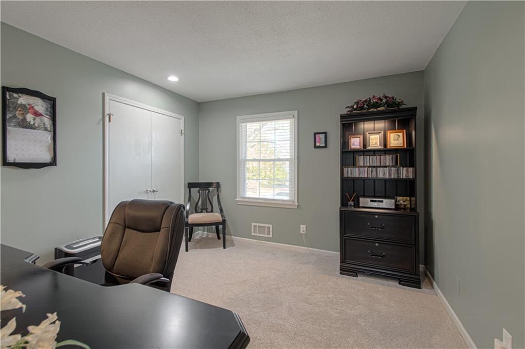 11632 Locust Street — photo 23