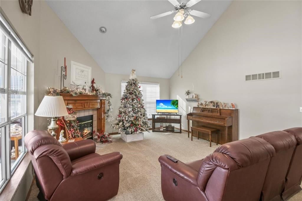 1515 NW Primrose Lane — photo 5