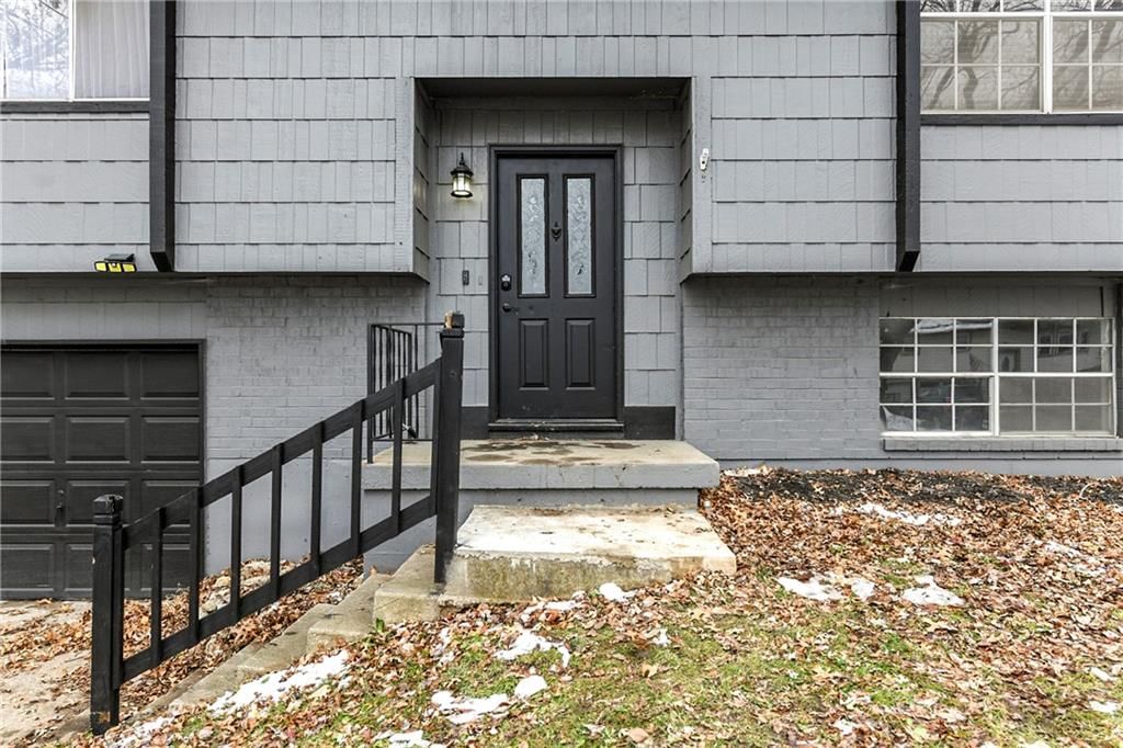 1904 Karlton Way — photo 2