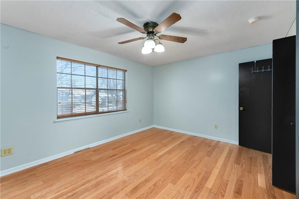 1904 Karlton Way — photo 10