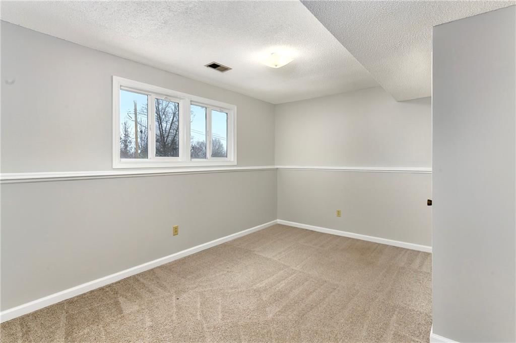 1904 Karlton Way — photo 15