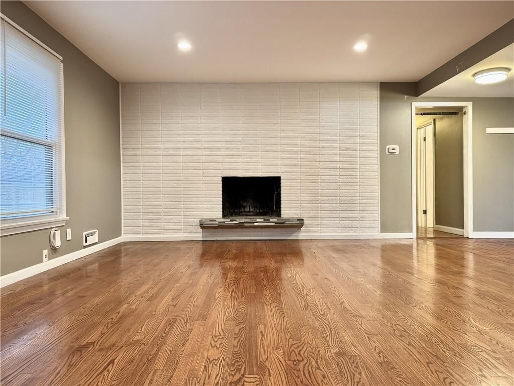 6121 Hunter Street — photo 9