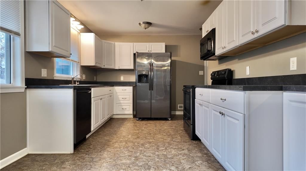 6121 Hunter Street — photo 13