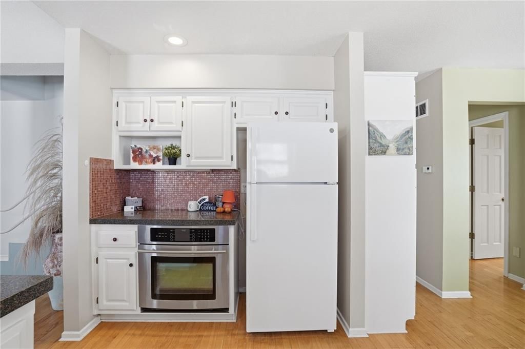 4215 Wimbledon Drive — photo 4