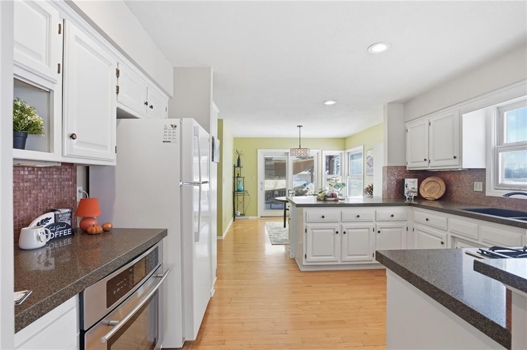 4215 Wimbledon Drive — photo 5
