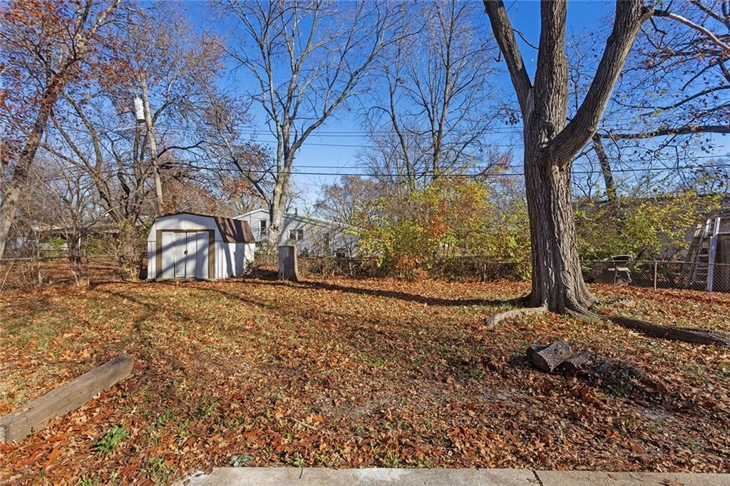 5428 NE 43rd Terrace — photo 30