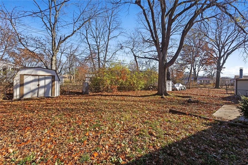 5428 NE 43rd Terrace — photo 31