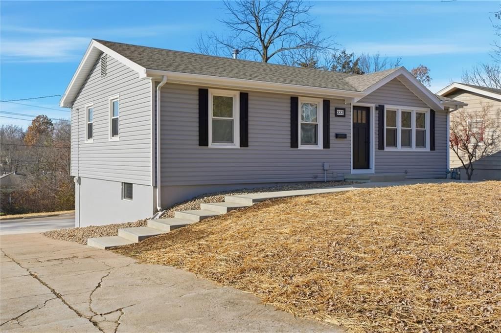 332 Woods Avenue, Excelsior Springs, MO