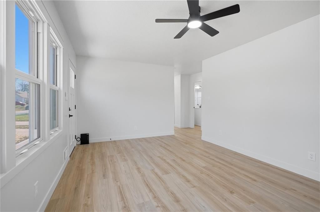 332 Woods Avenue — photo 11