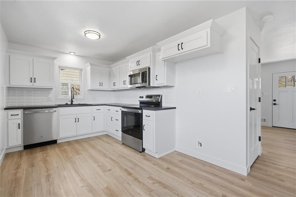 332 Woods Avenue — photo 13