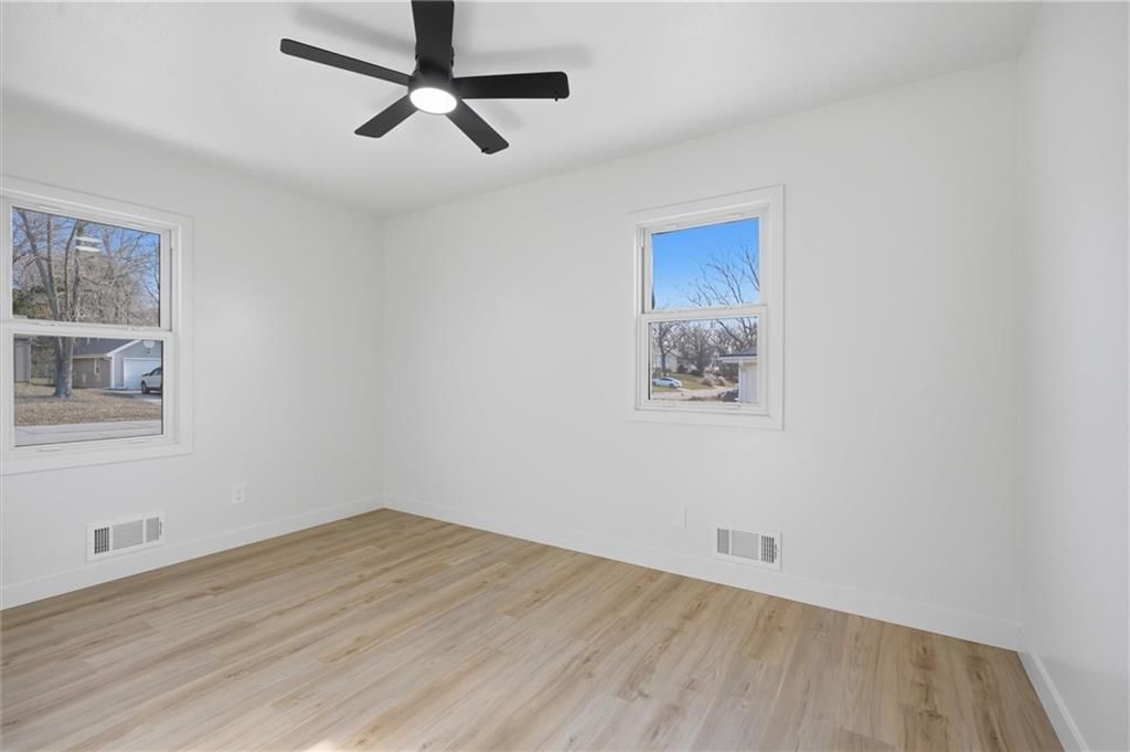 332 Woods Avenue — photo 25