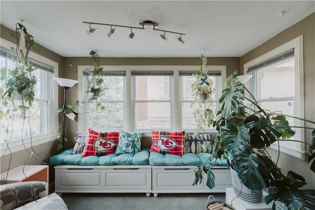 2421 Everett Avenue — photo 5