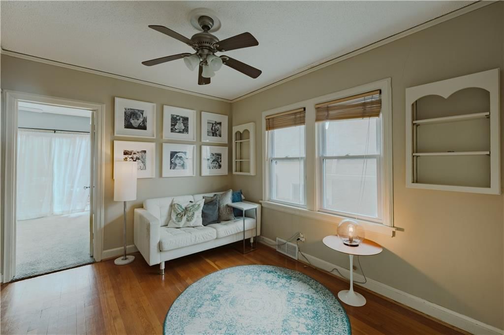 2421 Everett Avenue — photo 12