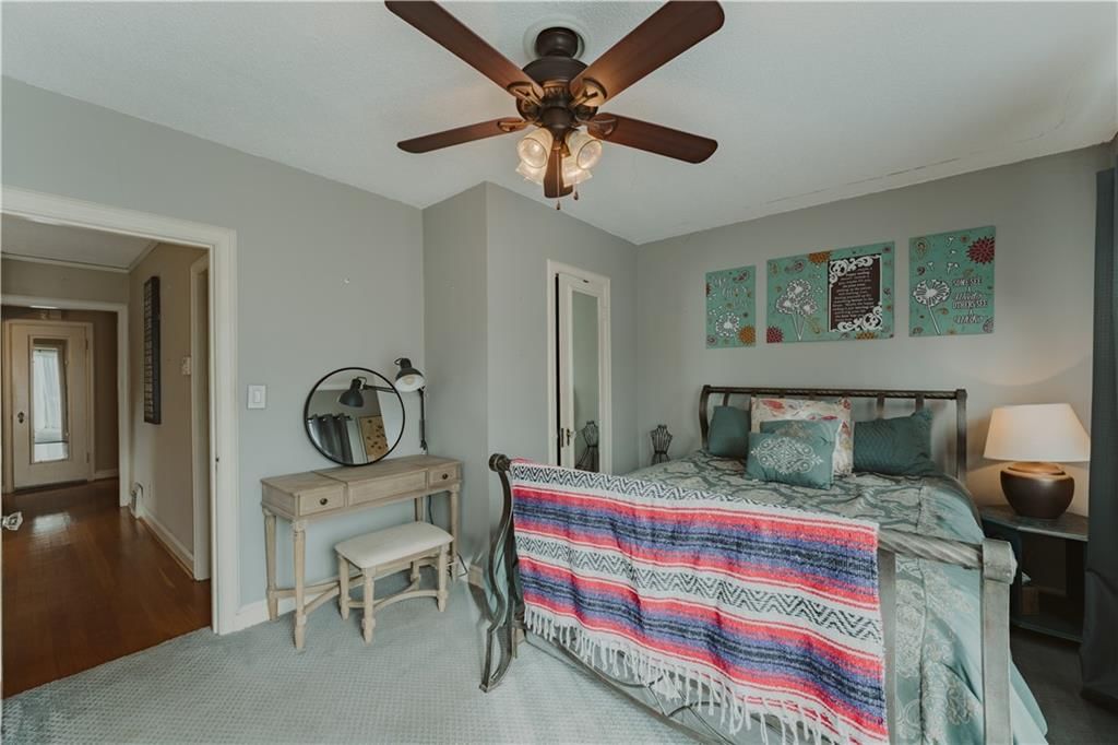2421 Everett Avenue — photo 13
