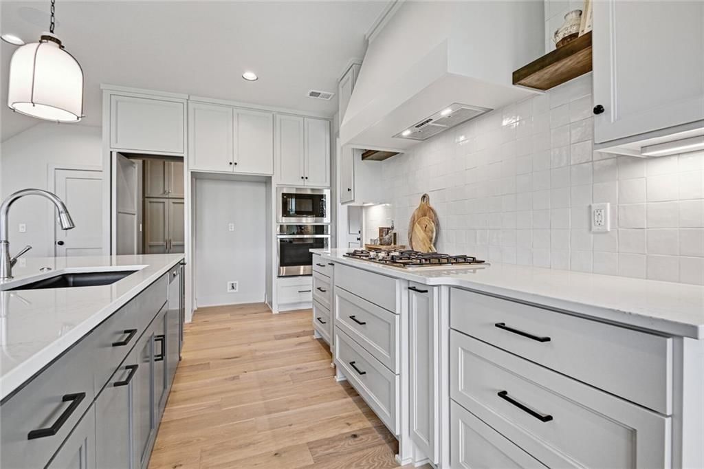 17700 Knox Street — photo 10