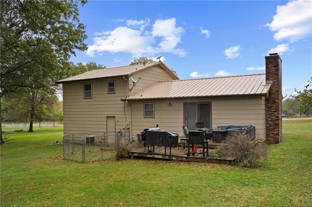 105 Fawnwood Drive — photo 28
