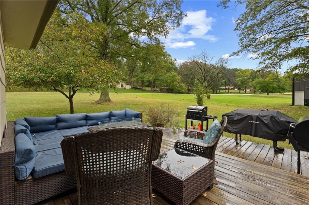105 Fawnwood Drive — photo 29