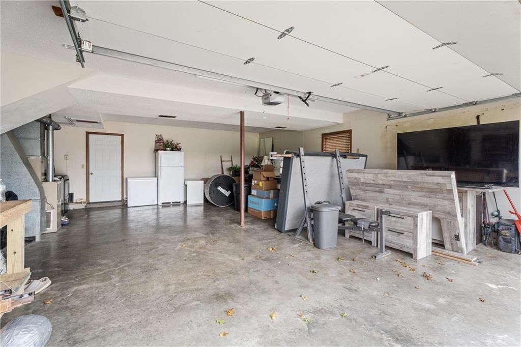 105 Fawnwood Drive — photo 31