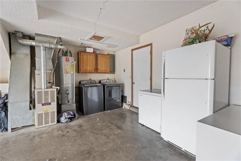 105 Fawnwood Drive — photo 32