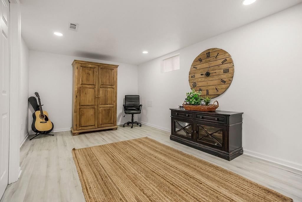 604 Osage Street — photo 15