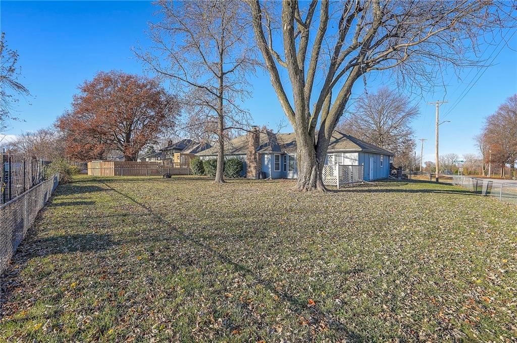 16806 Hardee Street — photo 39