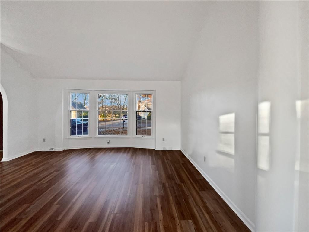 7821 N Overland Drive — photo 9
