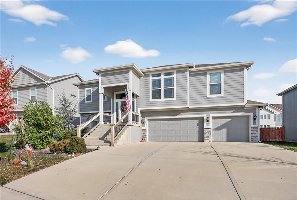 1325 N 160th Terrace, Basehor, KS