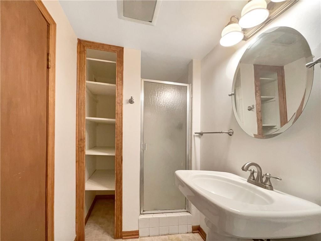 3711 S Kiger Road — photo 6