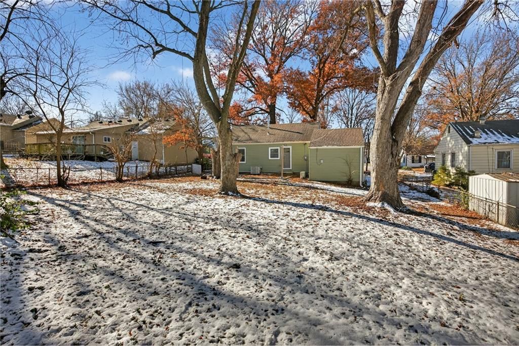 2643 S 30th Street — photo 17