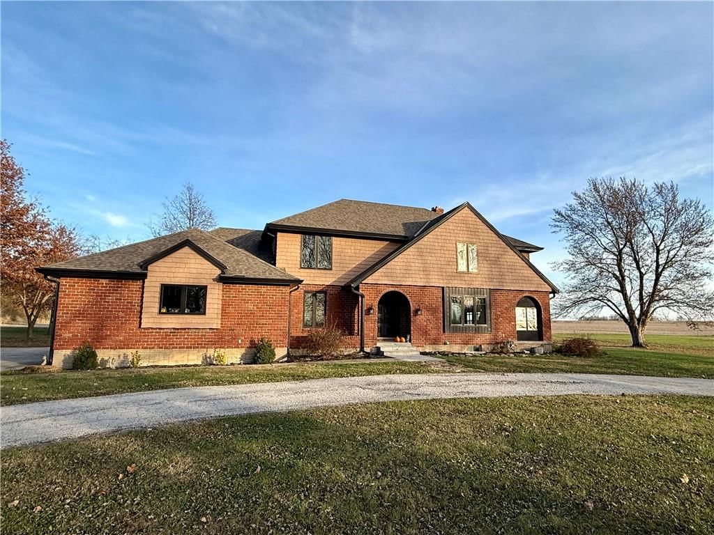12470 Lipper Avenue, Higginsville, MO