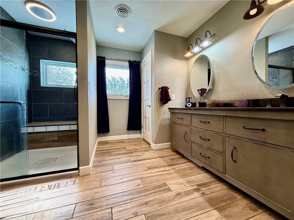 12470 Lipper Avenue — photo 40