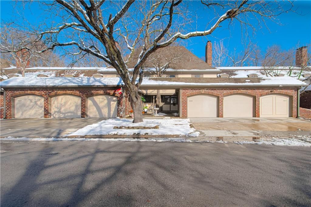 10209 Foster Street — photo 2