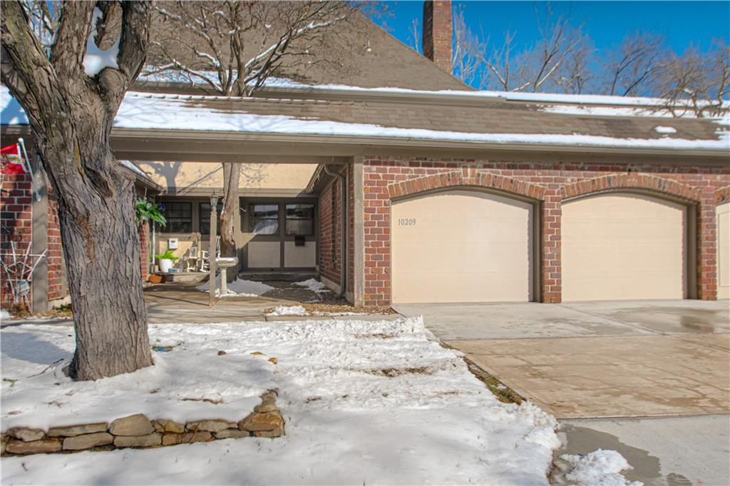 10209 Foster Street — photo 3