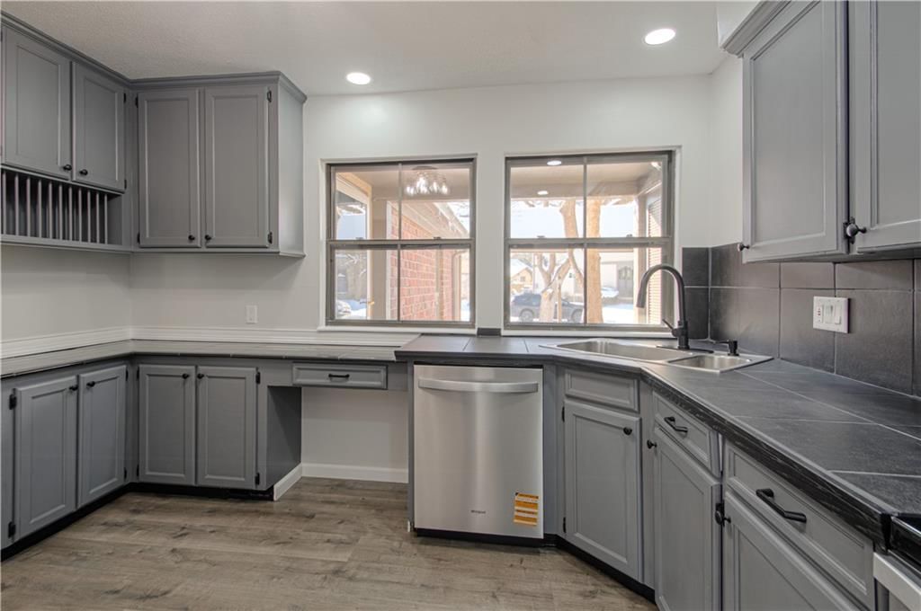 10209 Foster Street — photo 13
